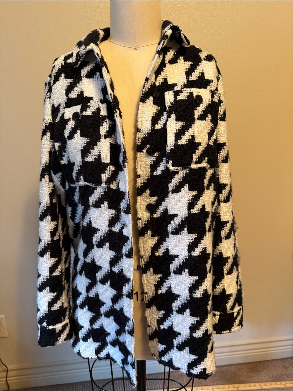 Express Black and White Houndstooth Shacket